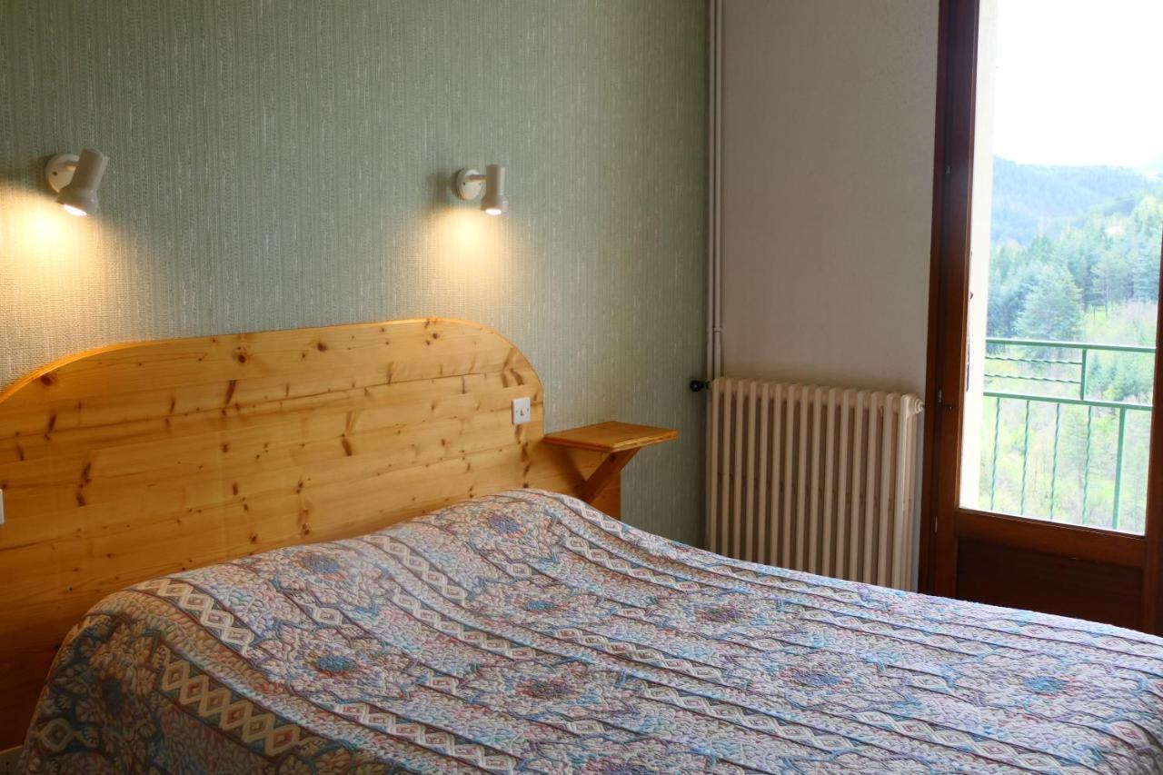 Hotel Des Rochers Marvejols Bagian luar foto