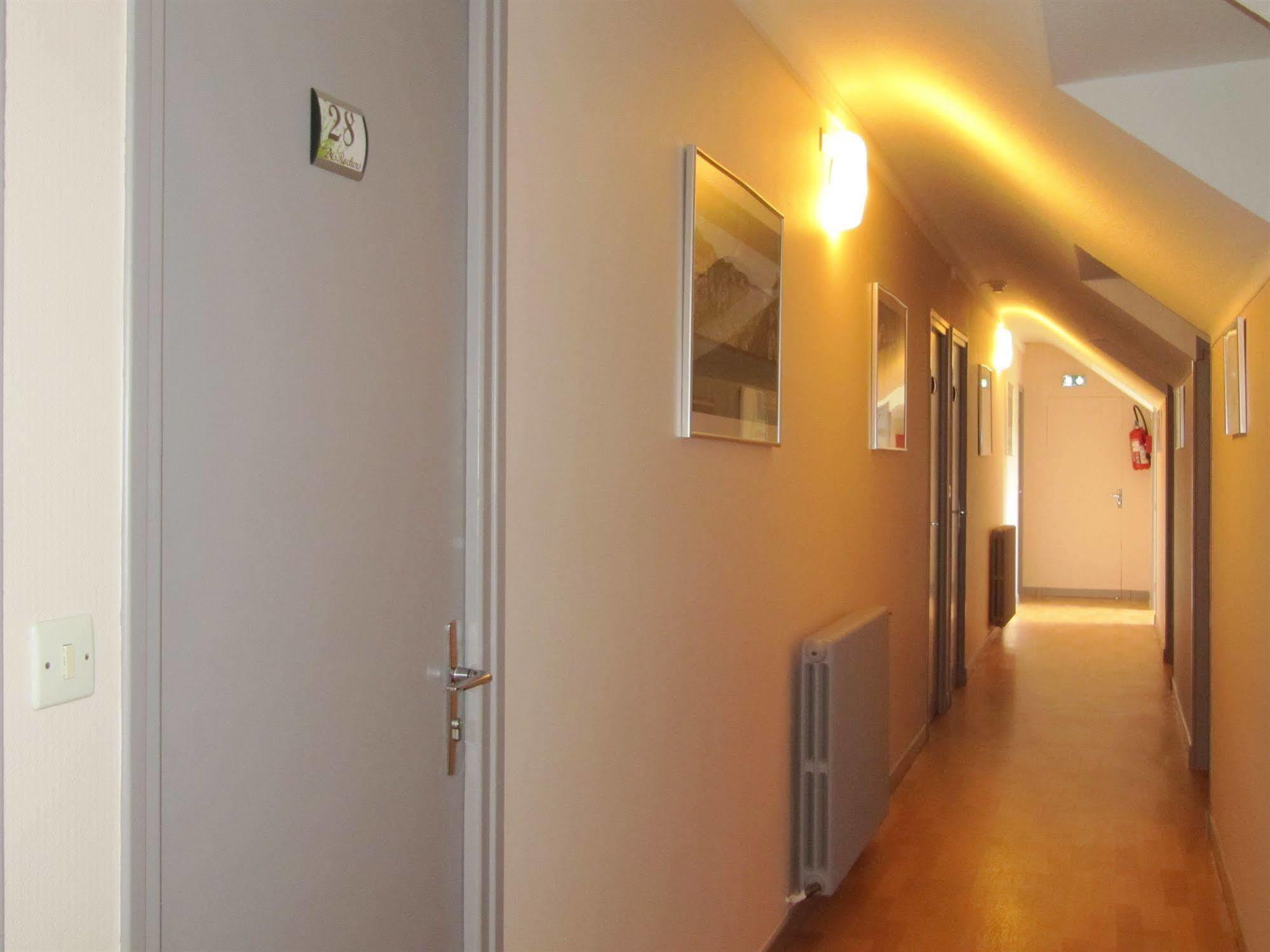 Hotel Des Rochers Marvejols Bagian luar foto